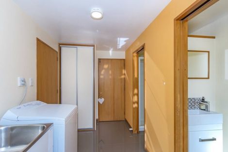 Photo of property in 2/27 Dovedale Avenue, Ilam, Christchurch, 8041