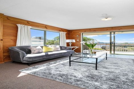 Photo of property in 1/3 Jumento Place, Unsworth Heights, Auckland, 0632