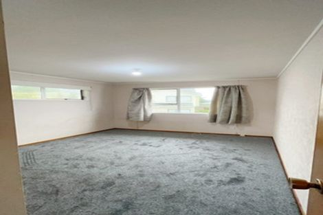 Photo of property in 1/65 Lavery Place, Sunnynook, Auckland, 0632