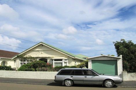 Photo of property in 37 Trent Street, Island Bay, Wellington, 6023