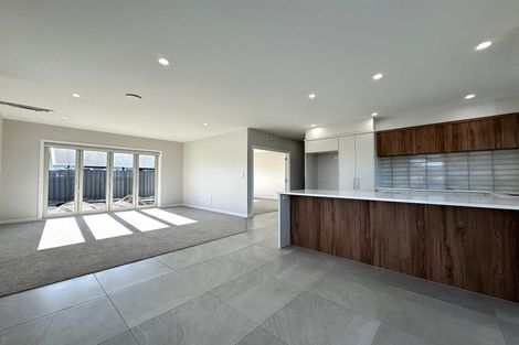 Photo of property in 10 George Yee Place, Taradale, Napier, 4112