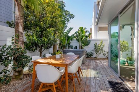 Photo of property in 249 Dickson Road, Papamoa Beach, Papamoa, 3118