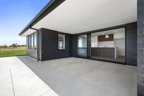 Photo of property in 539 Cemetery Road, Sanson, Palmerston North, 4479