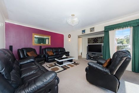 Photo of property in 40 Tomo Street, New Lynn, Auckland, 0600