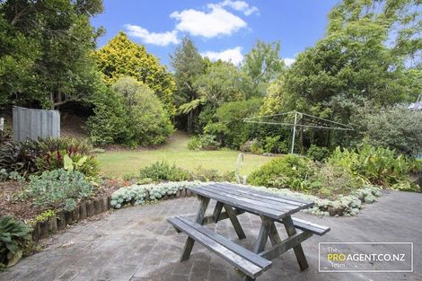 Photo of property in 50 Rimutaka Place, Titirangi, Auckland, 0604