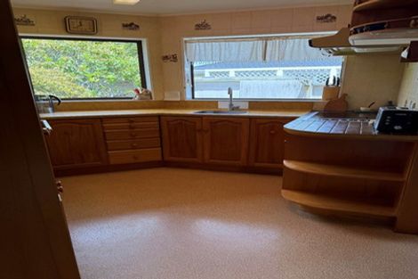 Photo of property in 7 Wakefield Grove, Waikanae, 5036