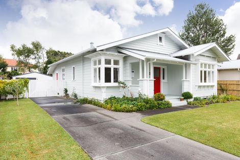 Photo of property in 12 Moerangi Street, West End, Palmerston North, 4410