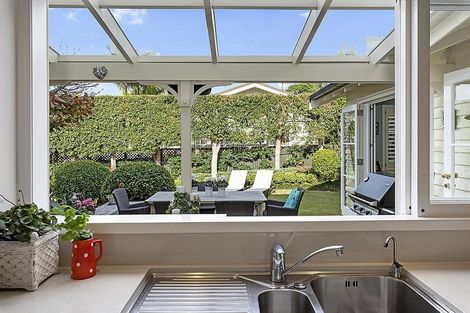 Photo of property in 13 Cameron Street, Takapuna, Auckland, 0622