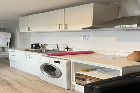 Photo of property in 22 Danbury Drive, Torbay, Auckland, 0630