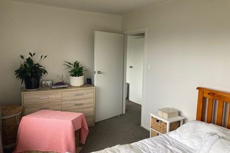 Photo of property in 2/3a Huapai Street, Onehunga, Auckland, 1061