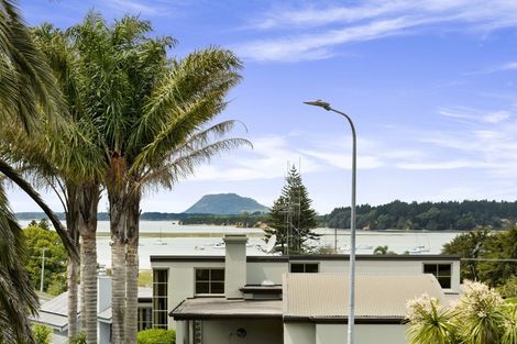 Photo of property in 19 Owen Place, Omokoroa, 3114