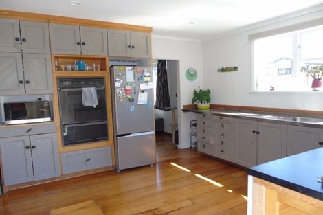 Photo of property in 85 Seddon Street, Naenae, Lower Hutt, 5011