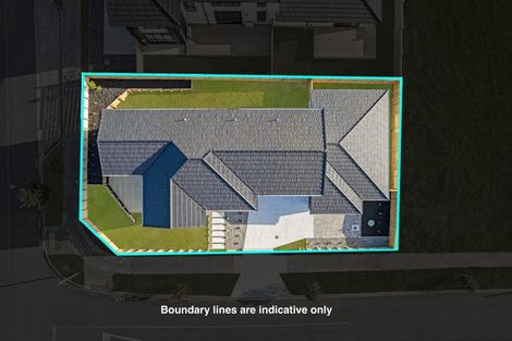 Photo of property in 19 Paihere Street, Huapai, Kumeu, 0810