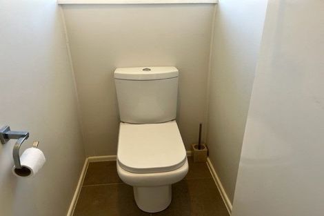 Photo of property in 7 Seymour Road, Mellons Bay, Auckland, 2014