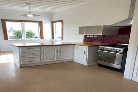 Photo of property in 16 Guys Hill Road, Hospital Hill, Napier, 4110