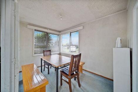 Photo of property in 9 Sutton Avenue, Mangere East, Auckland, 2024