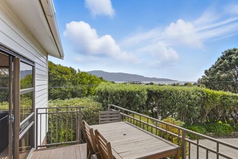 Photo of property in 27 Nathan Avenue, Paraparaumu Beach, Paraparaumu, 5032