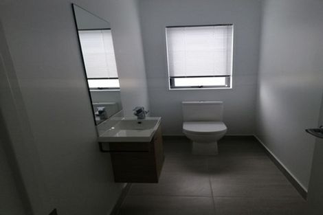 Photo of property in 28 Adlam Lane, Takanini, 2112