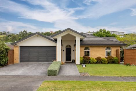 Photo of property in 14 Holbrook Way, Westmorland, Christchurch, 8025
