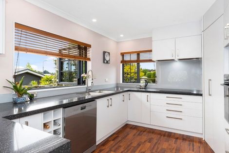 Photo of property in 9 Athfield Drive, Bethlehem, Tauranga, 3110