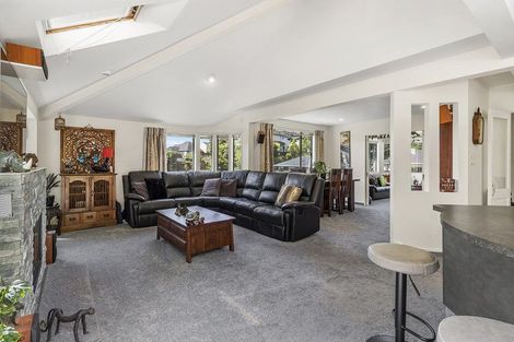 Photo of property in 15 Eclipse Lane, Whitby, Porirua, 5024