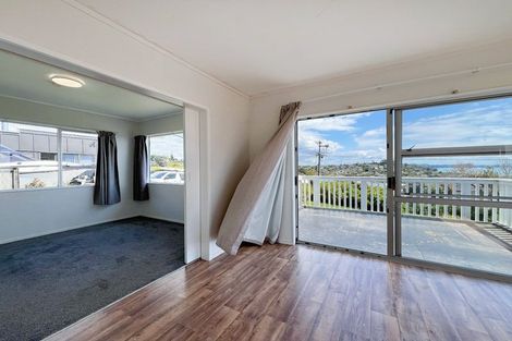 Photo of property in 21 Brightside Road, Stanmore Bay, Whangaparaoa, 0932