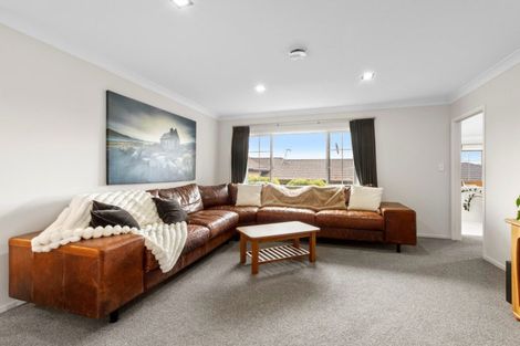 Photo of property in 33 Merriman Place, Pyes Pa, Tauranga, 3112