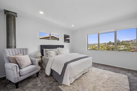 Photo of property in 110 Stapleford Crescent, Browns Bay, Auckland, 0630