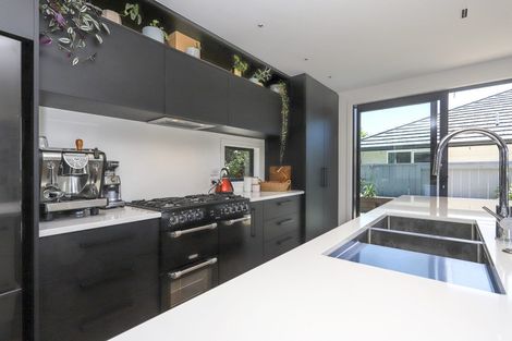 Photo of property in 75 Bert Wall Drive, Omokoroa, 3114