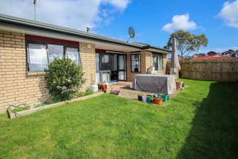 Photo of property in 11 Dixon Road, Fitzroy, Hamilton, 3206