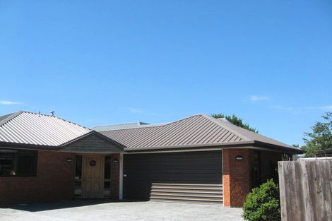 Photo of property in 10 Brookford Place, Westmorland, Christchurch, 8025