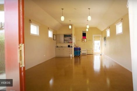 Photo of property in 35 Crosby Street, Mornington, Dunedin, 9011