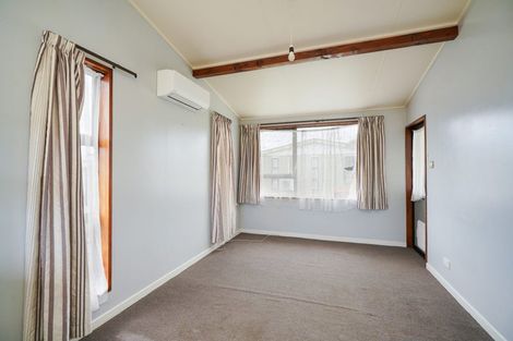Photo of property in 1-12/71 Main Street, Mataura, 9712