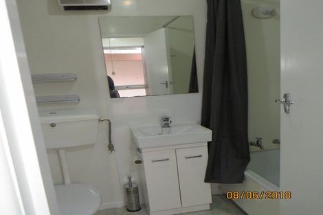 Photo of property in 5 Wells Place, Tamatea, Napier, 4112