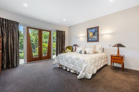 Photo of property in 10 Sunny Glen, Waikanae, 5036