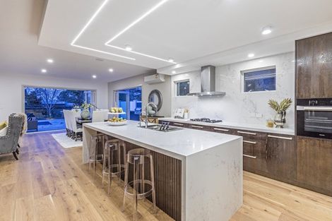 Photo of property in 19 Oak Manor Drive, Albany, Auckland, 0632