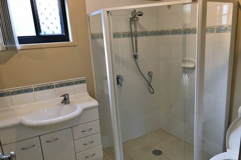 Photo of property in 6a Voyager Drive, Gulf Harbour, Whangaparaoa, 0930