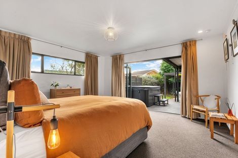 Photo of property in 287 Bucklands Beach Road, Bucklands Beach, Auckland, 2012