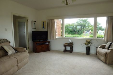 Photo of property in 42 Young Street, Morrinsville, 3300