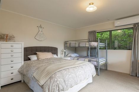 Photo of property in 21 Amelia Crescent, Waikawa, Picton, 7220