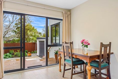 Photo of property in 2/104 Perry Street, Papanui, Christchurch, 8053