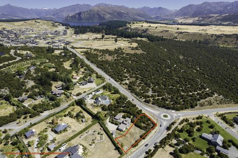 Photo of property in 897 Aubrey Road, Albert Town, Wanaka, 9305