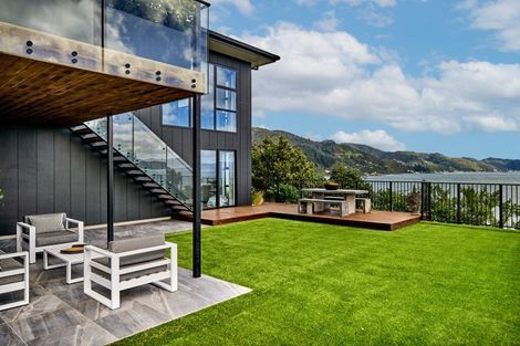 Photo of property in 5 Howard Road, Point Howard, Lower Hutt, 5013