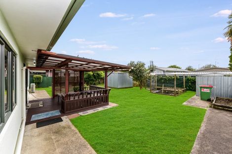 Photo of property in 14 Catalina Drive, Melville, Hamilton, 3206