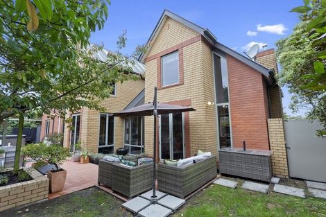 Photo of property in 15a Chilcombe Street, Ilam, Christchurch, 8041