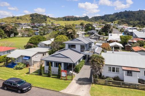 Photo of property in 13 Marine Avenue, Waihi Beach, 3611