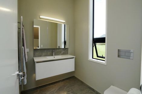 Photo of property in 16a Shearer Drive, Oakura, 4314