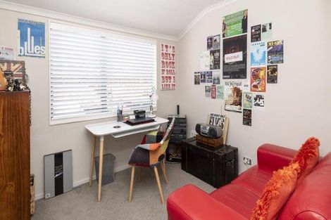 Photo of property in 3 Moy Place, East Tamaki Heights, Auckland, 2016