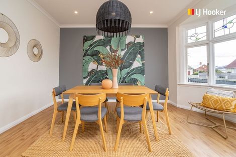 Photo of property in 65 Hargest Crescent, Saint Kilda, Dunedin, 9012