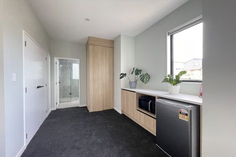 Photo of property in 2 Kumukumu Road, Long Bay, Auckland, 0630